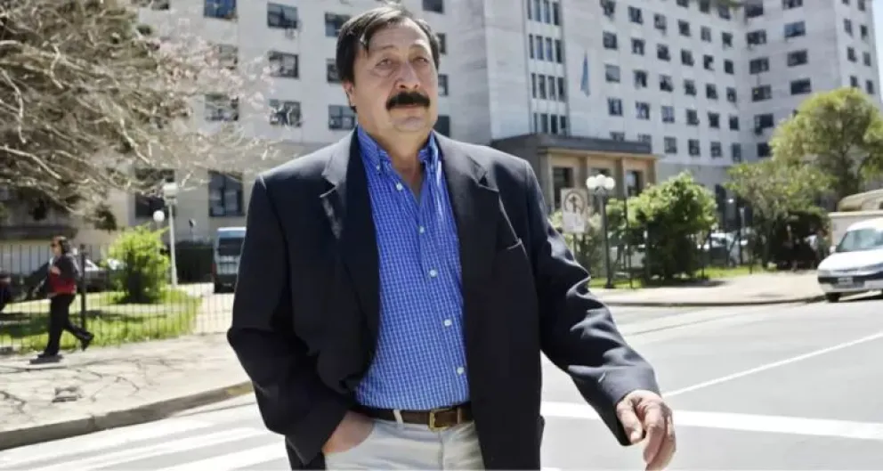 Producto de que no se encontraba en su residencia al momento de intentar detenerlo, se emitió una orden de detención en contra de Galvarino Apablaza. (Foto: EFE)