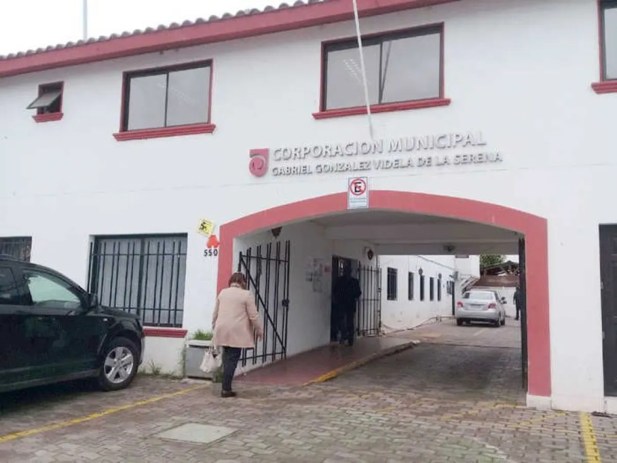 Docentes de La Serena afectados por millonaria deuda previsional
