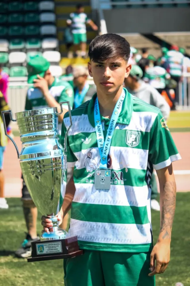 Justin Cortés Cerda se convierte en el orgullo del CD Atacama