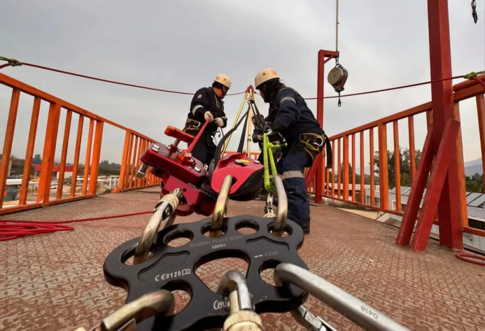 La Fundación de Capacitación de Bomberos de Chile emerge como un referente para la gran minería.