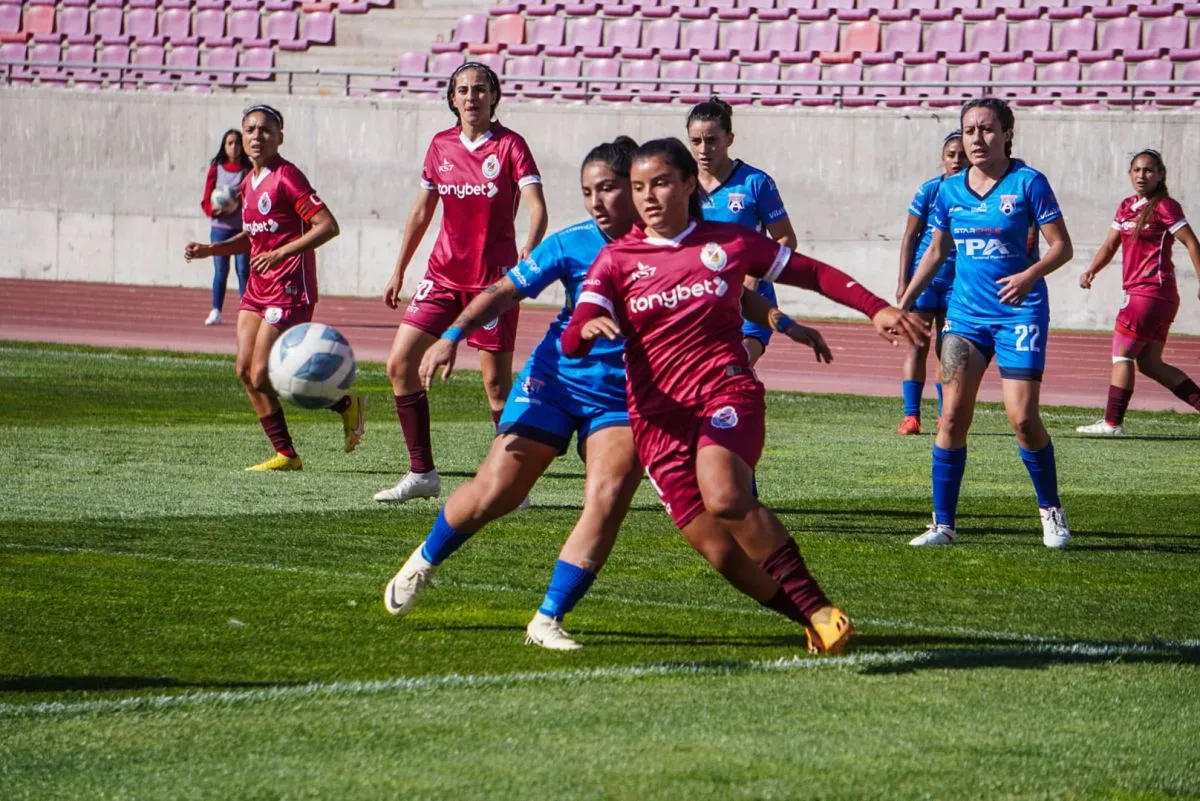 La Serena femenina recibe a San Marcos