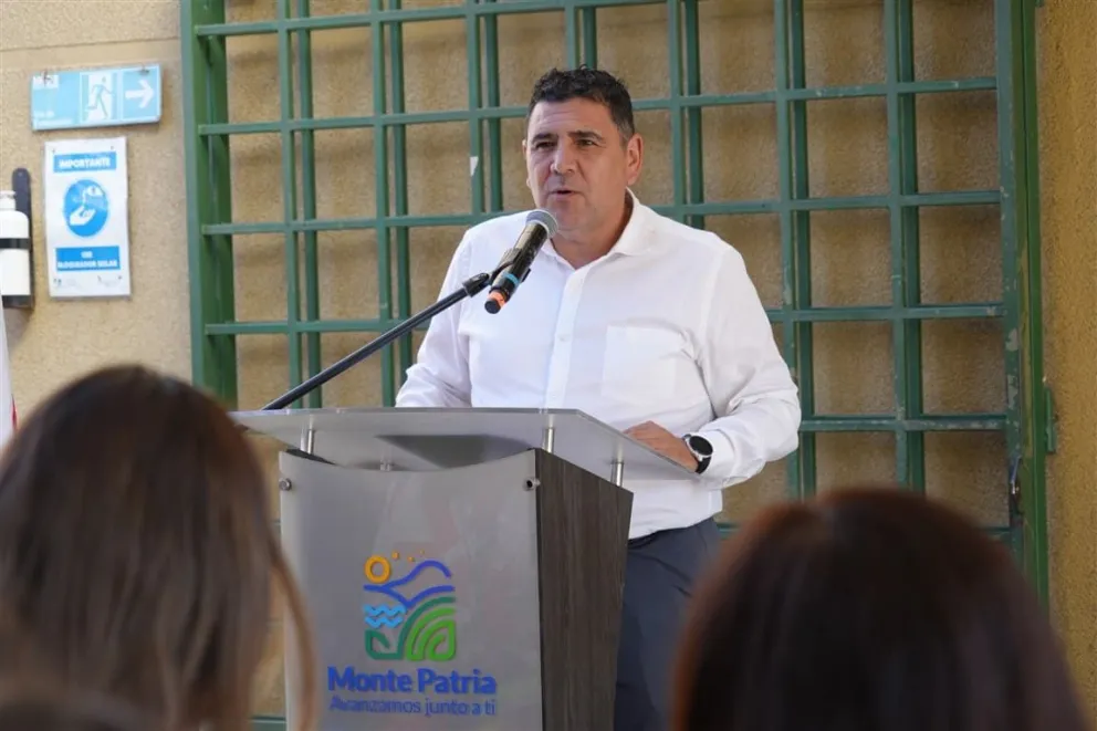 El edil aseguró que si bien el plan "Chile Sale Adelante" contempla medidas que no se aterrizan en la realidad local. 