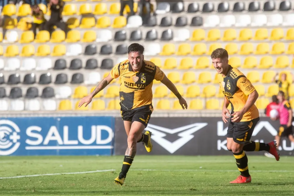 El campeón chileno buscará sacudirse de la frustración continental y comenzar una semana determinante para sus aspiraciones en la Liga de Primera. (Foto: Cristian Silva/Coquimbo Unido)