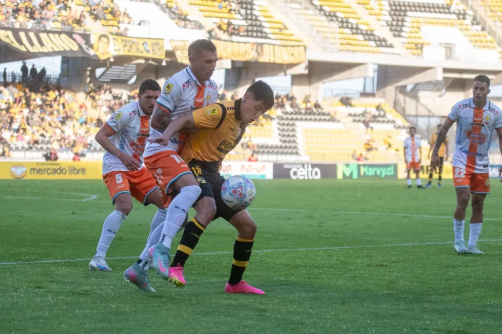 Tras doblegar en un animado compromiso a Cobresal, Coquimbo Unido ya está concentrado de lleno en el duelo de este miércoles ante Nacional, de Uruguay, en la vuelta de la Copa Libertadores. (Foto: Cristian Silva)