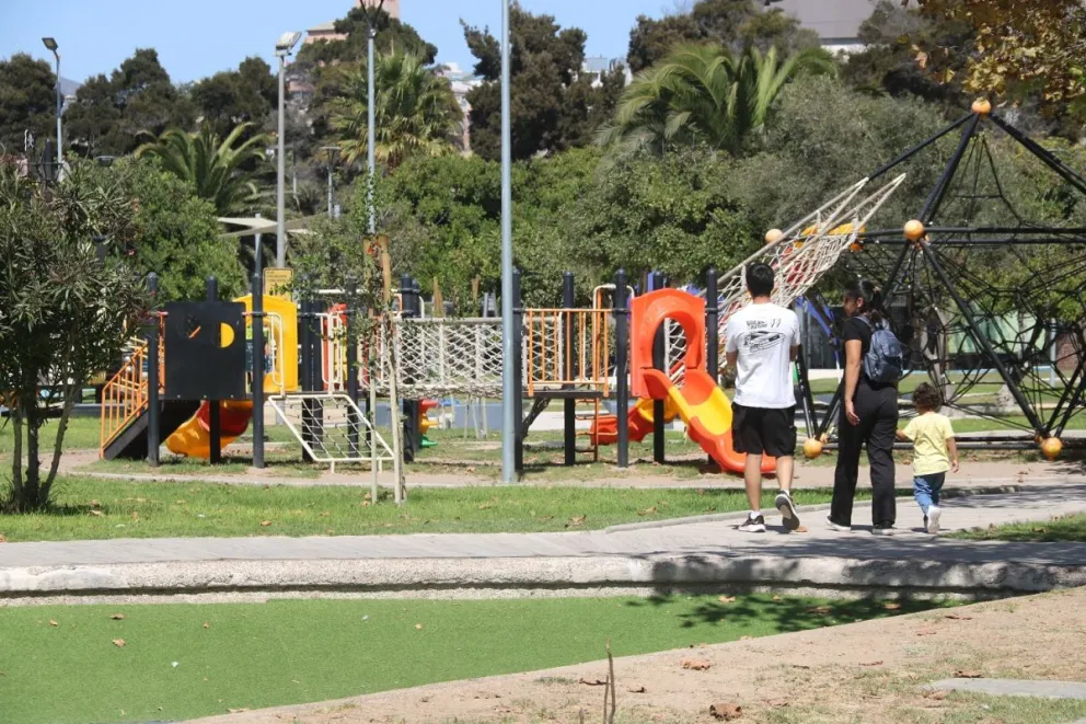 En la actualidad, decenas de familias llegan hasta el recinto con sus hijos a disfrutar de las nuevas instalaciones. (Foto: Oscar Rosales)