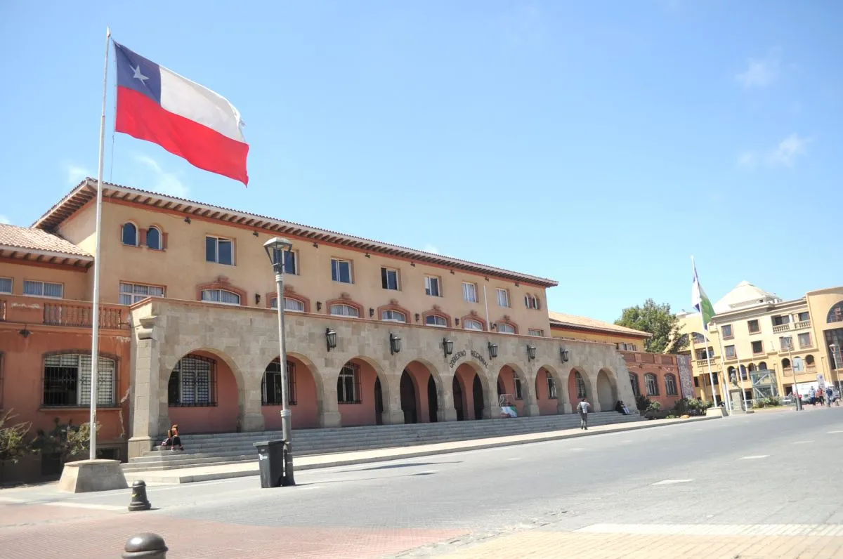 Hermetismo sobre continuidad de directores de servicio público