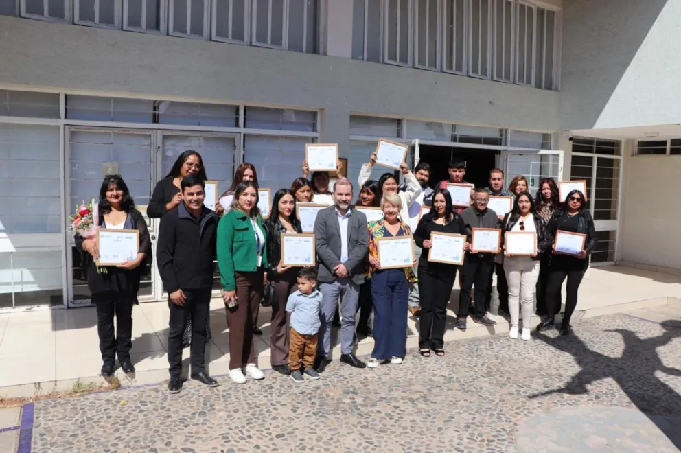 Estas iniciativas forman parte del programa Becas Laborales de SENCE que permite acceder a cursos gratuitos, además de beneficios como subsidios de movilización, alimentación y cuidados. (Foto: Cedida)