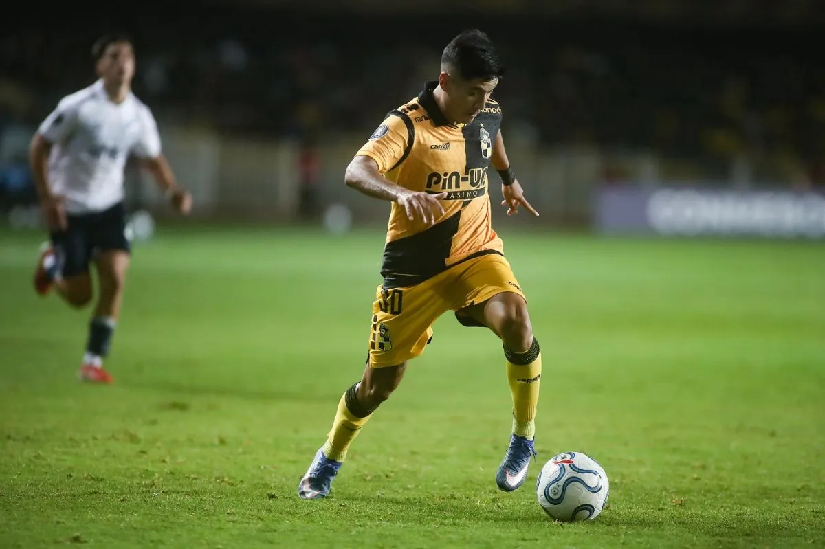 Coquimbo Unido enfrenta a Universitario con equipo casi definido