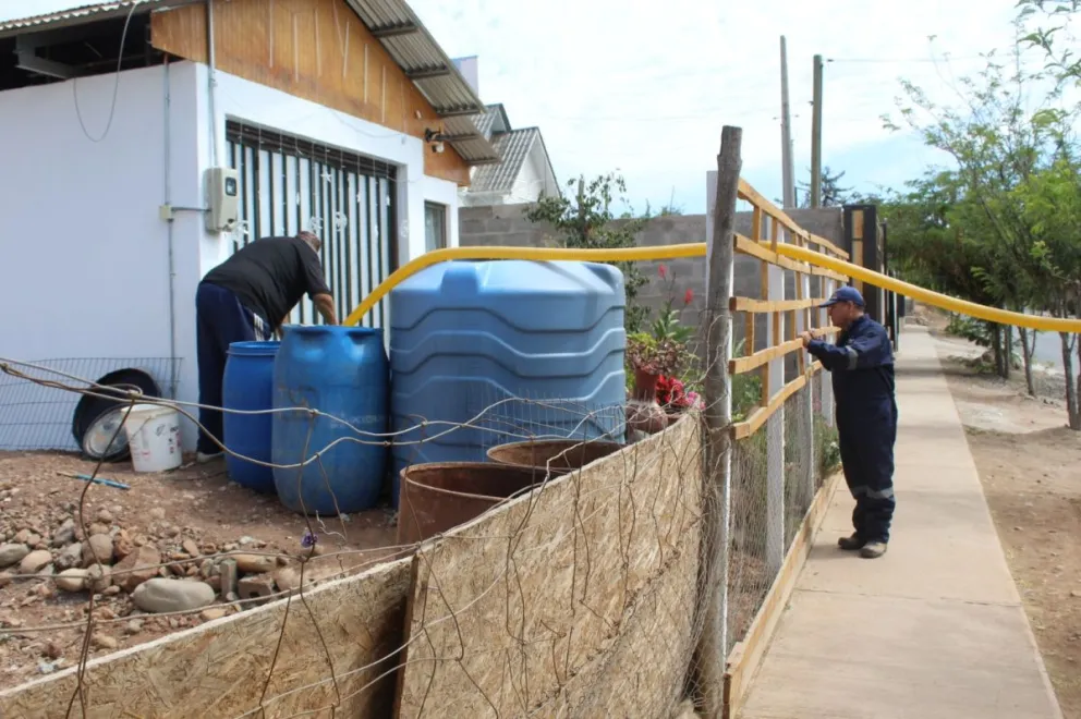 Familias del sector Lagunillas han debido adaptarse a la escasez de agua, organizando su consumo ante las limitaciones del sistema APR.