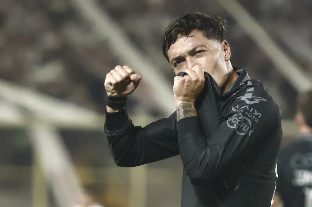 Festeja Coquimbo Unido en Lima gracias al primer triunfo de visitante en la máxima cita continental del Pirata, una victoria categórica de los dirigidos de Hernán Caputto. (Foto: EFE)