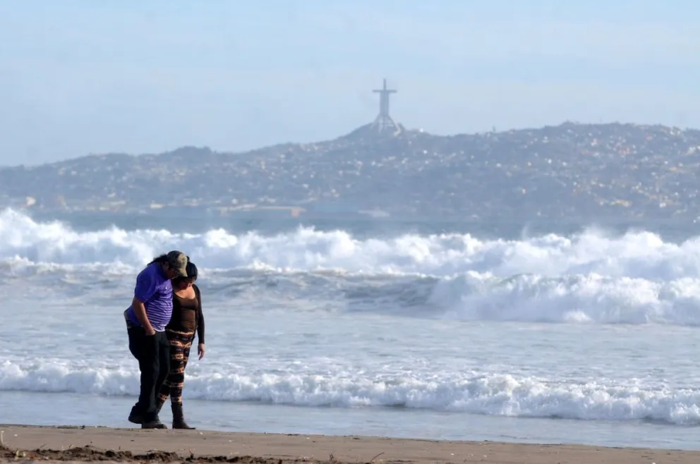 Marejadas afectarán a la región durante el fin de semana