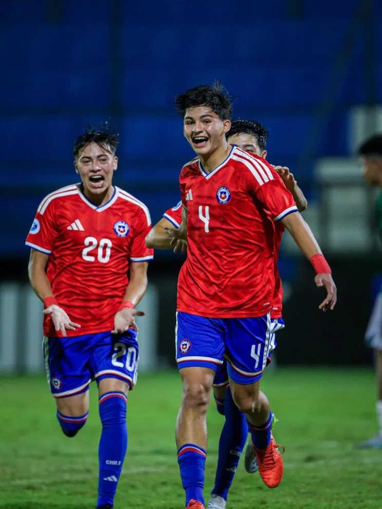 La Rojita golea y clasifica al Mundial