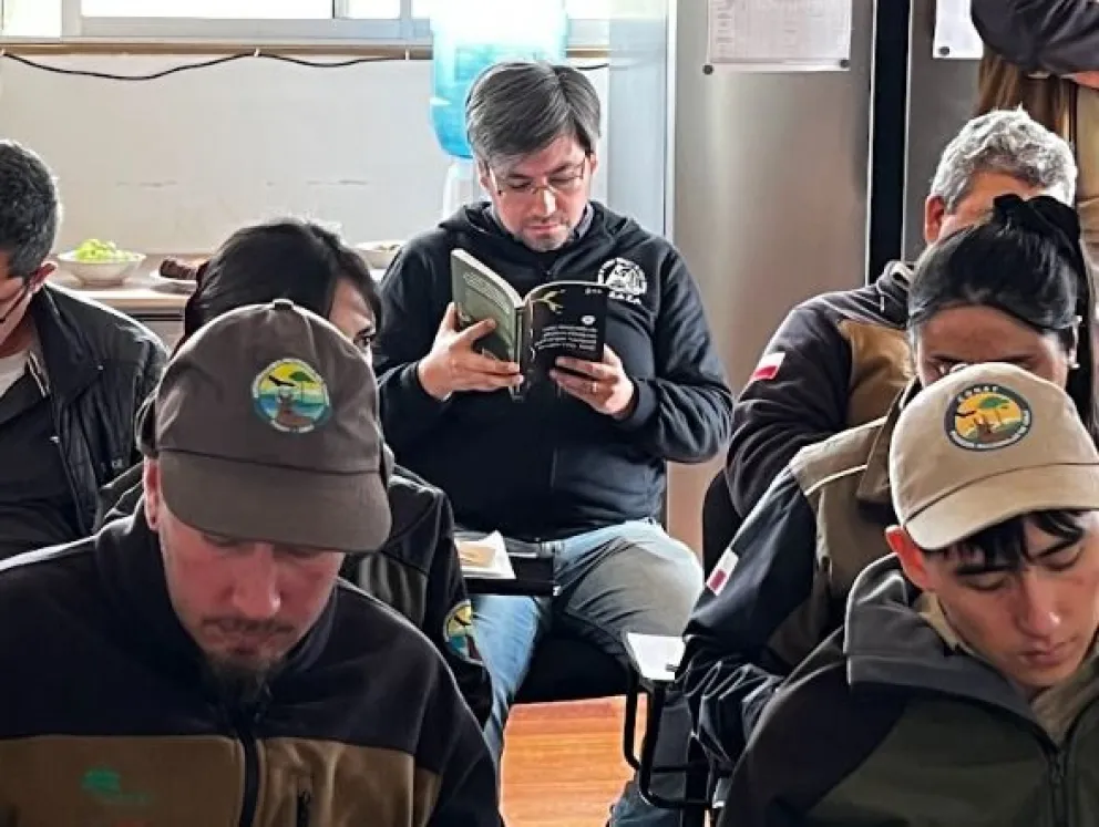  El encuentro tuvo como principal objetivo acercar el conocimiento científico generado en el parque a quienes trabajan directamente en su conservación. (Foto: Cedida)