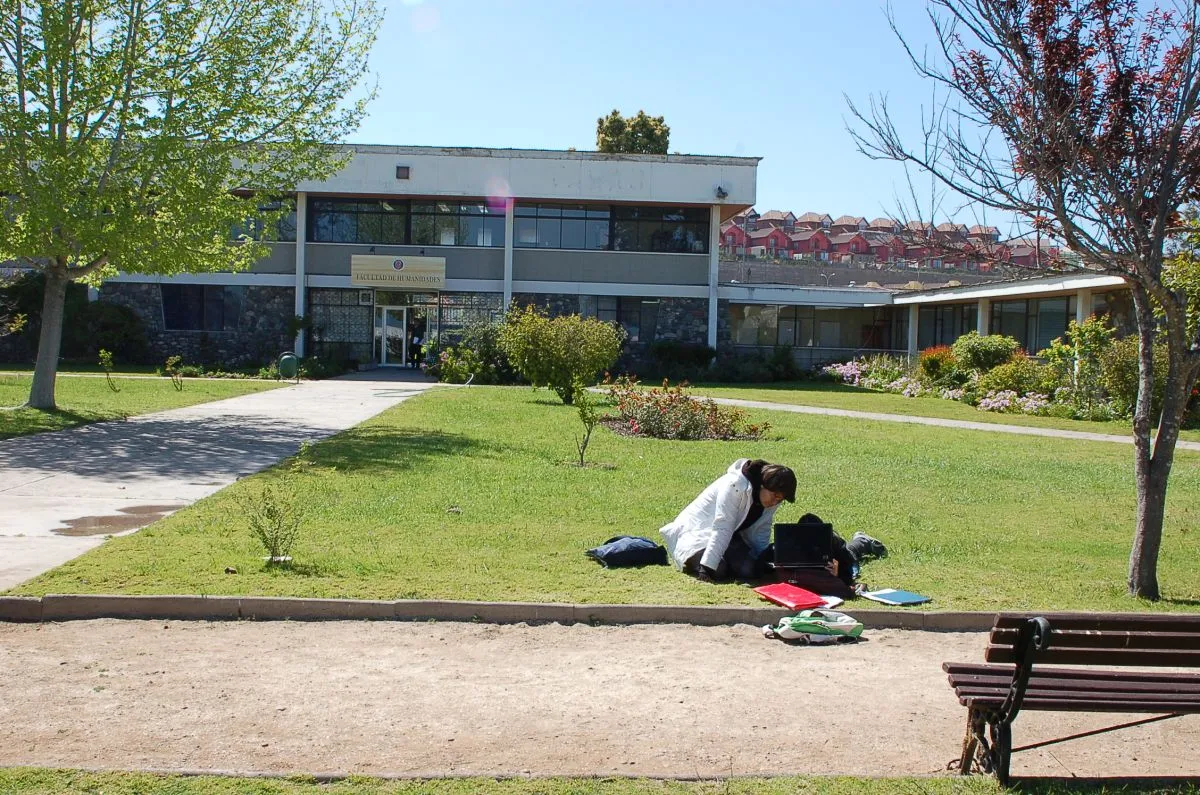 Aviso de tiroteo obliga a suspender clases presenciales en la ULS