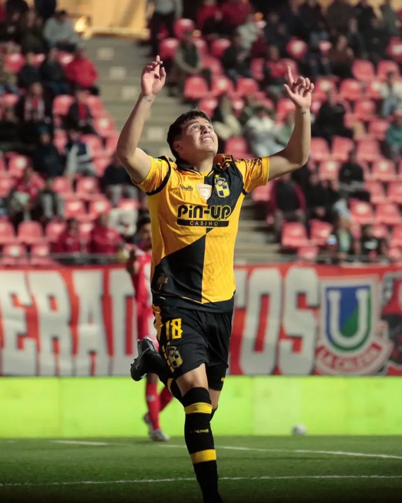 El campeón del fútbol chileno llegará al compromiso con una superioridad general de 18 victorias sobre La Serema, una década sin perder como local frente a los papayeros y una racha favorable en los últimos enfrentamientos. (Foto: Cristian Silva/Coquimbo)