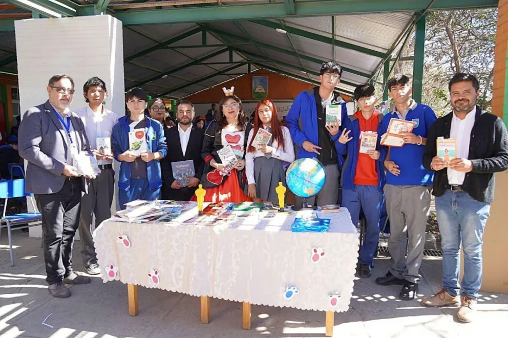 Colegio Pedro Pablo Muñoz de La Higuera  conmemoró el Día del Libro