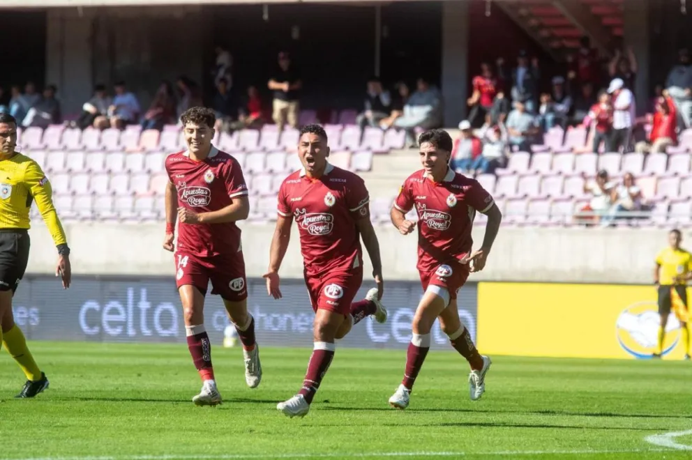 El duelo entre La Serena y la U se disputará este sábado en un ambiente intenso, con la clara necesidad del equipo local de buscar una victoria para seguir en carrera en la Copa de la Liga.