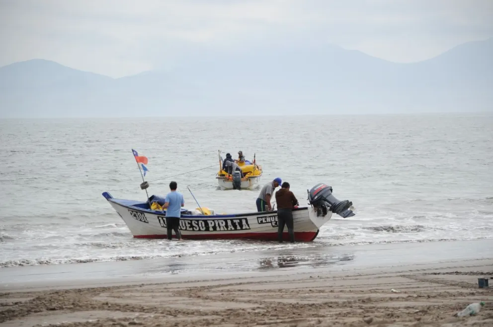 Desde las organizaciones artesanales acusan que el ejecutivo utilizó argumentos “técnicos” para justificar una decisión que califican como política. (Foto: El Ovallino) 