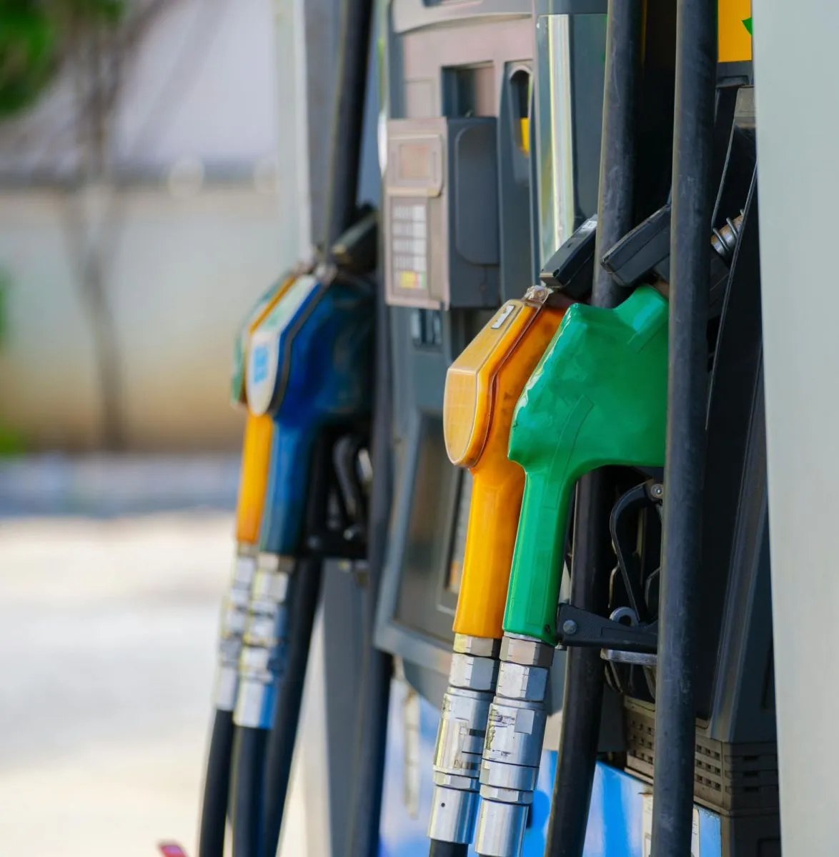 Nueva alza de combustibles golpearía el bolsillo desde mayo