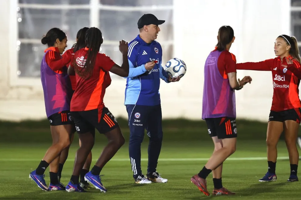 El duelo de Chile Vs. Ecuador aparece como determinante en la lucha por los boletos hacia la próxima Copa del Mundo.