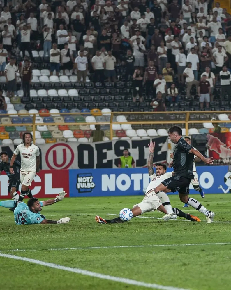 Coquimbo Unido recibe este jueves a Universitario de Deportes en el estadio Francisco Sánchez Rumoroso, en un duelo clave para la clasificación dentro del parejo grupo B. (Foto: EFE / Coquimbo Unido)