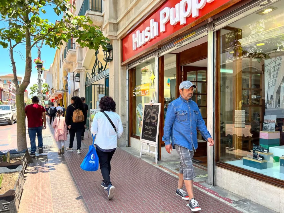 Para el sector comercio, las expectativas son positivas de cara al Día de la Madre. (Fotografía: Cristian Silva)