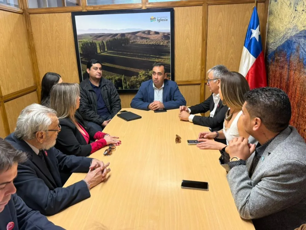 En las reuniones realizadas en San Juan, Argentina, uno de los temas tratados fue la conectividad transfronteriza, específicamente respecto al paso de Agua Negra. (Foto: Cedida)