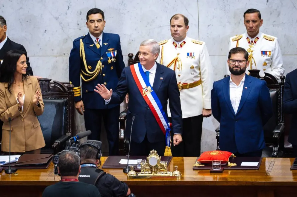 Dichos de Kast encienden clima político por acusaciones contra el PC