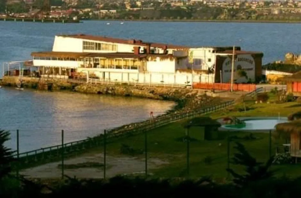 El antiguo Hotel Bucanero albergó varios grandes eventos que se realizaron en la zona en el pasado. (Foto: El Día)