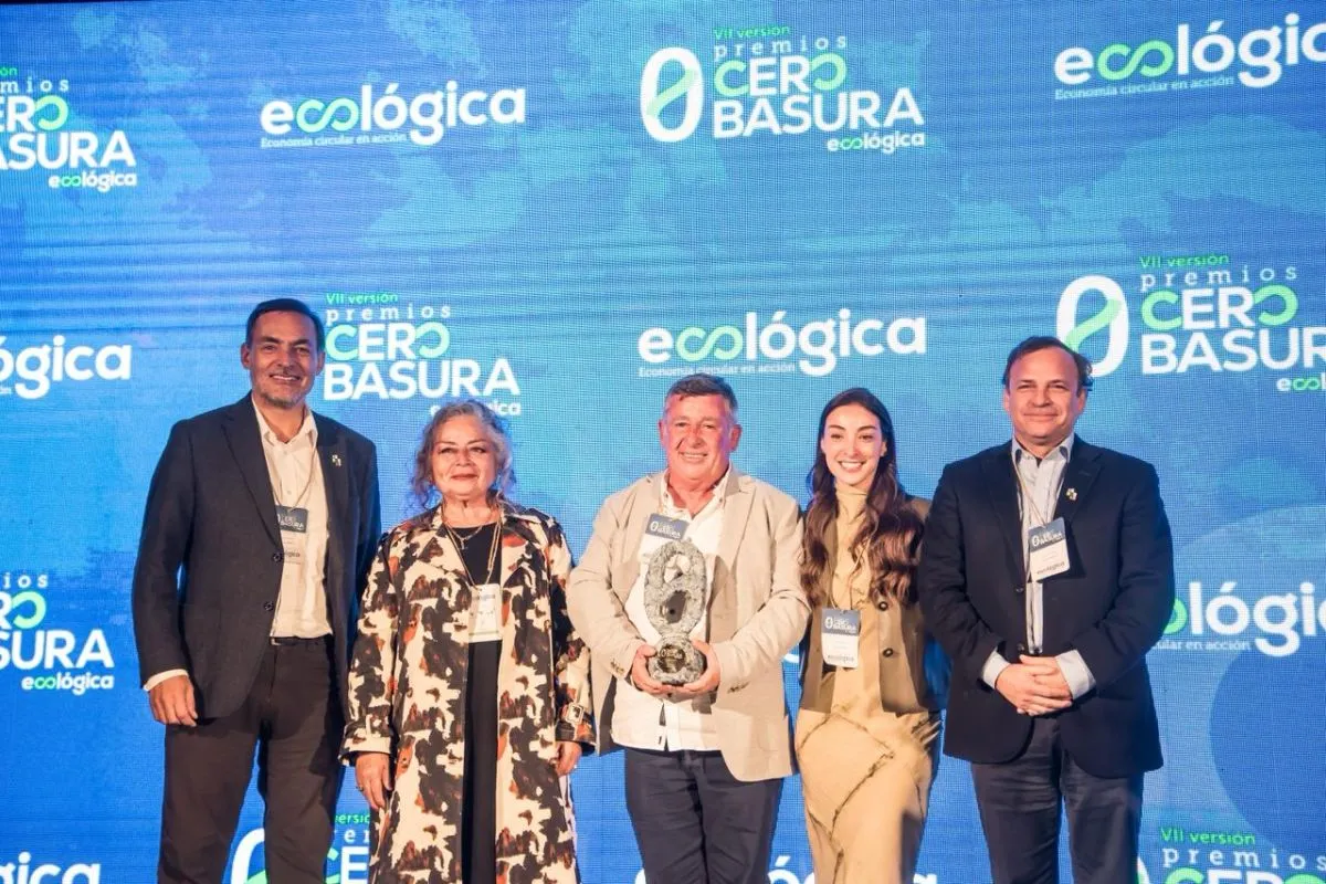 Dirigente de La Higuera es reconocido por su emprendimiento de reciclaje y valorización de residuos