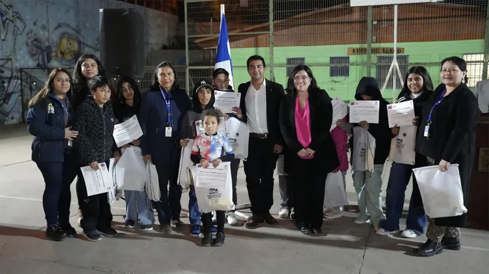 La ceremonia incluyó la exhibición de un mini documental que resumió el trabajo desarrollado junto a la comunidad.