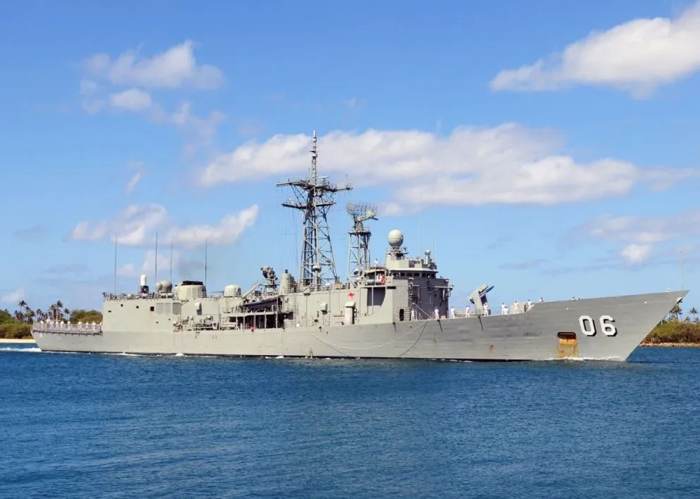  La nave, considerada una de las principales unidades de combate de la Armada de Chile, fue adquirida a Australia en 2020 y comisionada ese mismo año por la Armada de Chile. (Foto: Cedida)