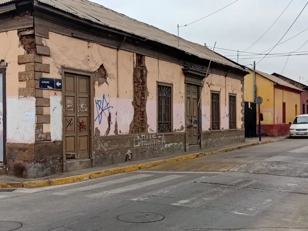 La tabiquería, puertas, ventanas y escalas de decenas de casas de adobe de la zona son de pino oregón. (Foto: Cedida)