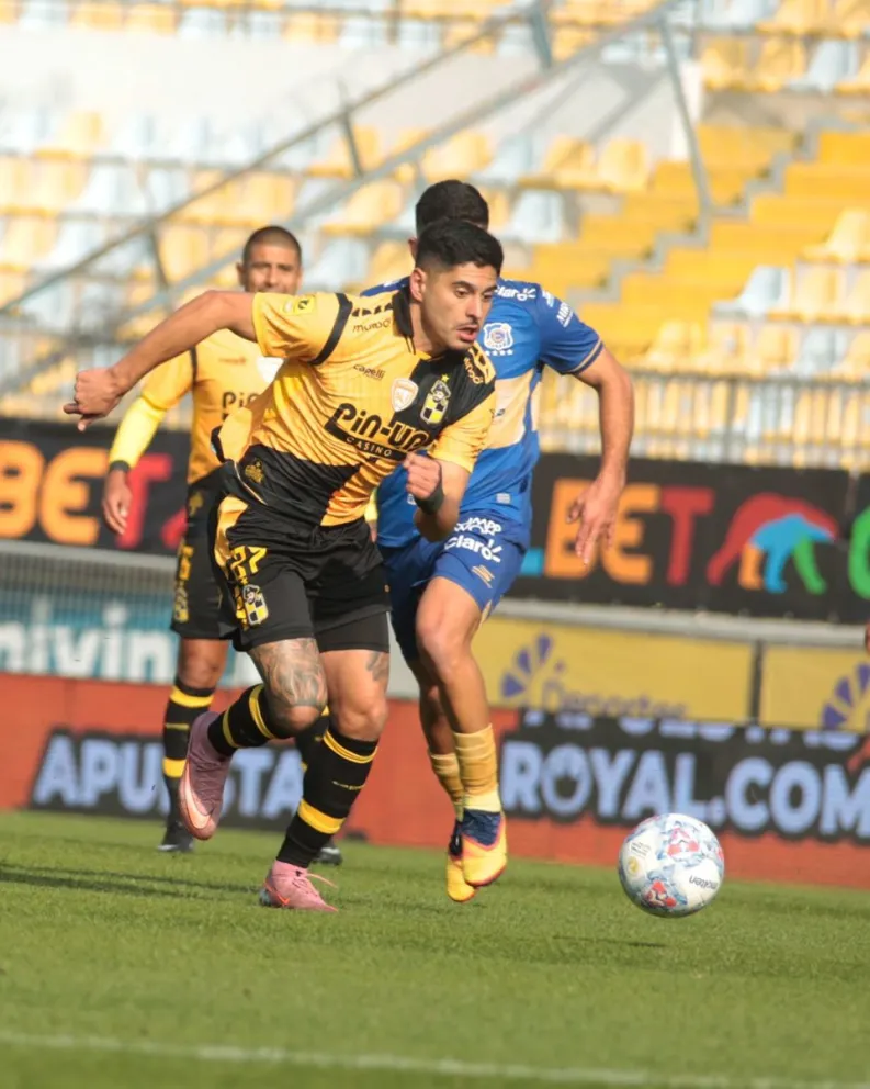 El empate dejó al descubierto dos caras de una misma moneda en el Sausalito, aunque el campeón sigue mostrando un gran nivel de juego. (Foto: Coquimbo Unido)