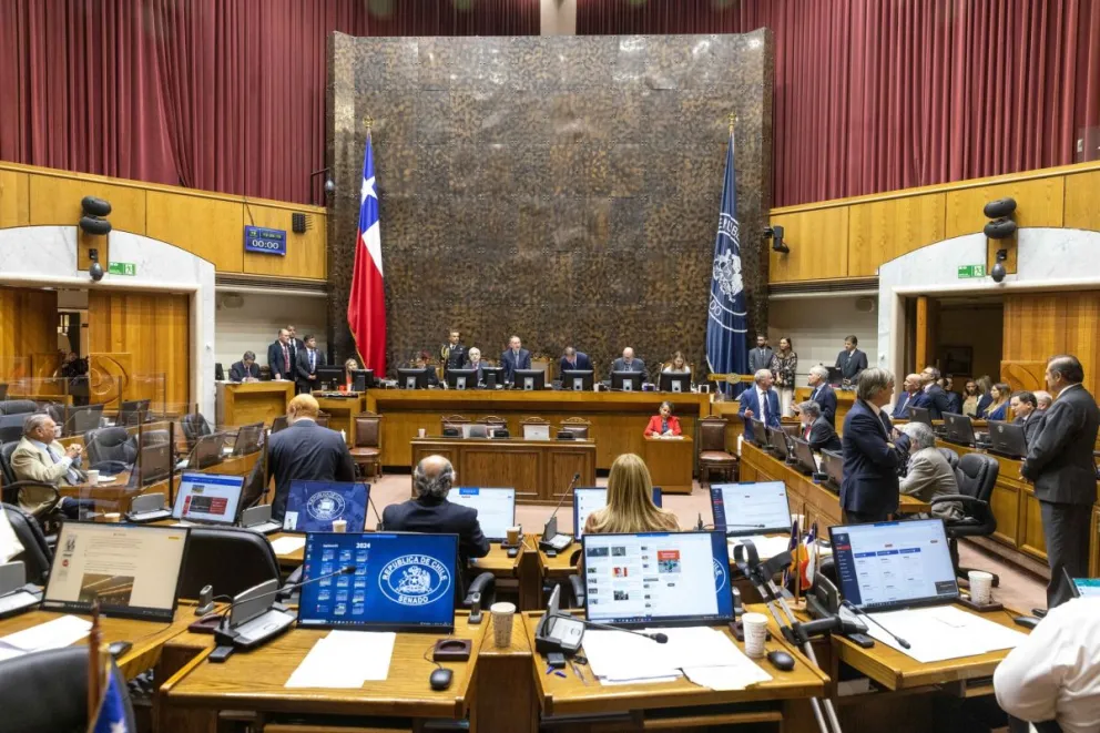 El debate comenzará formalmente el 2 de junio y pasará por comisiones como Hacienda, Medio Ambiente y Trabajo del Senado. (Foto: Senado)