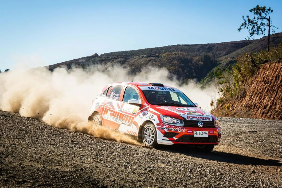 Corredor illapelino irrumpen en el COPEC RALLY MOBIL