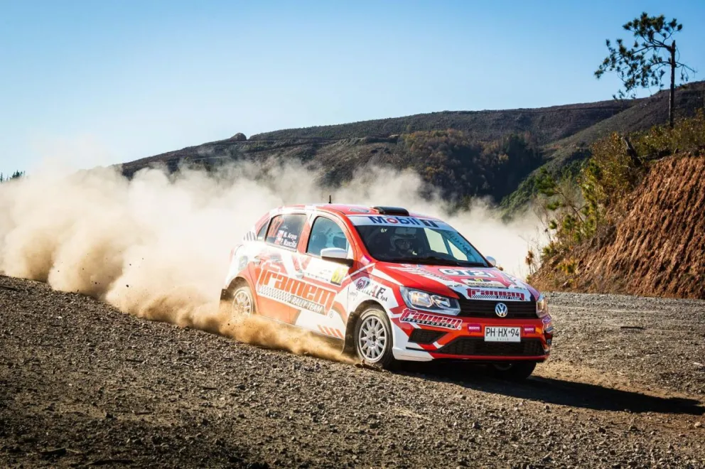 Mauricio Araya hizo su debut en el COPEC RALLY MOBIL durante el fin de semana pasado.