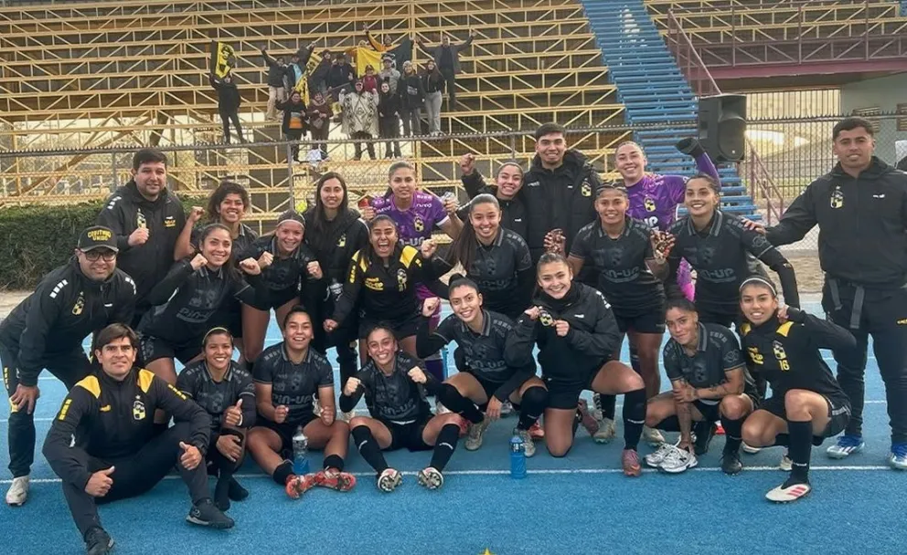 Coquimbo Unido viene de conseguir un histórico empate en Santiago ante Colo Colo, impulso que el DT, Ignacio González, espera mantener el sábado ante la UC. (Coquimbo Unido Femenino/ CSD Colo Colo)