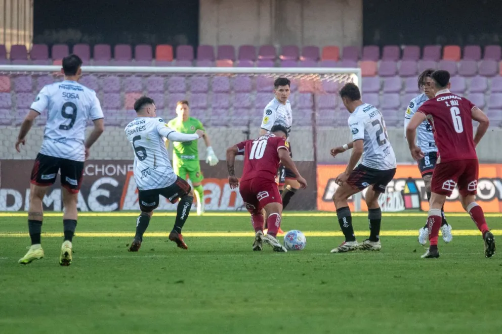 Ahora Deportes La Serena se prepara para una prueba mayor, con la convicción de que el repunte mostrado puede ser el punto de inflexión en su temporada. (Foto: Cristian Silva)