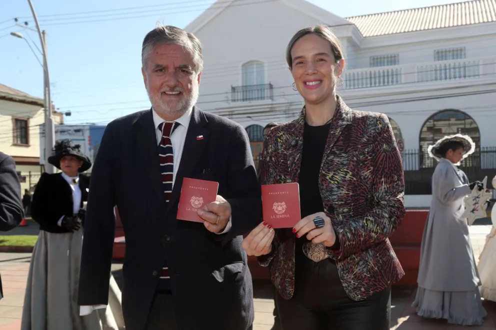 El innovador instrumento permitirá que quienes participen de las rutas patrimoniales puedan timbrar cada uno de los lugares visitados.