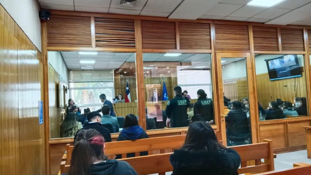 El juicio, que se extenderá por tres semanas, tiene contemplada la participación de más testigos y presentación de pruebas por parte de la fiscalía. (Foto: El Día)