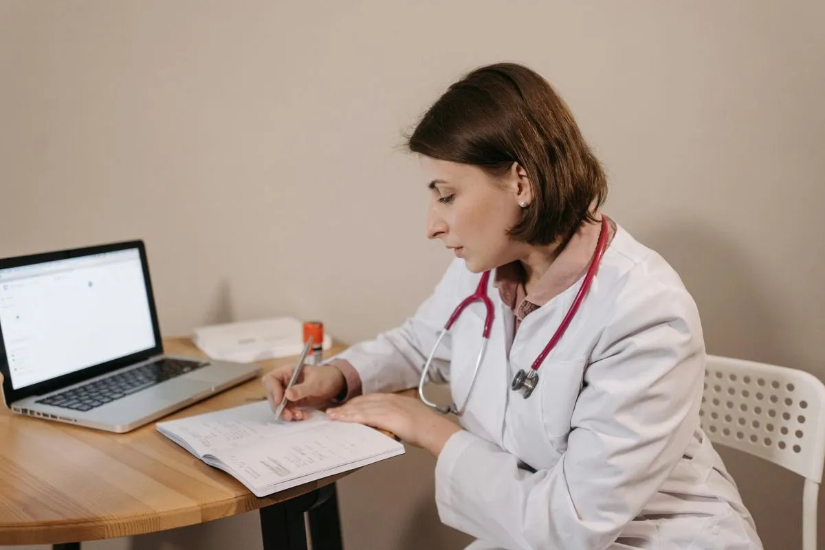 Baja emisión de licencias médicas preocupa al gremio Baja emisión de licencias médicas preocupa al gremio