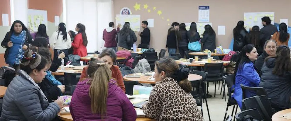 Los asistentes al encuentro destacaron la contribución en el aprendizaje entre pares reforzando la relevancia de las comunidades de aprendizaje. (Foto: Cedida)