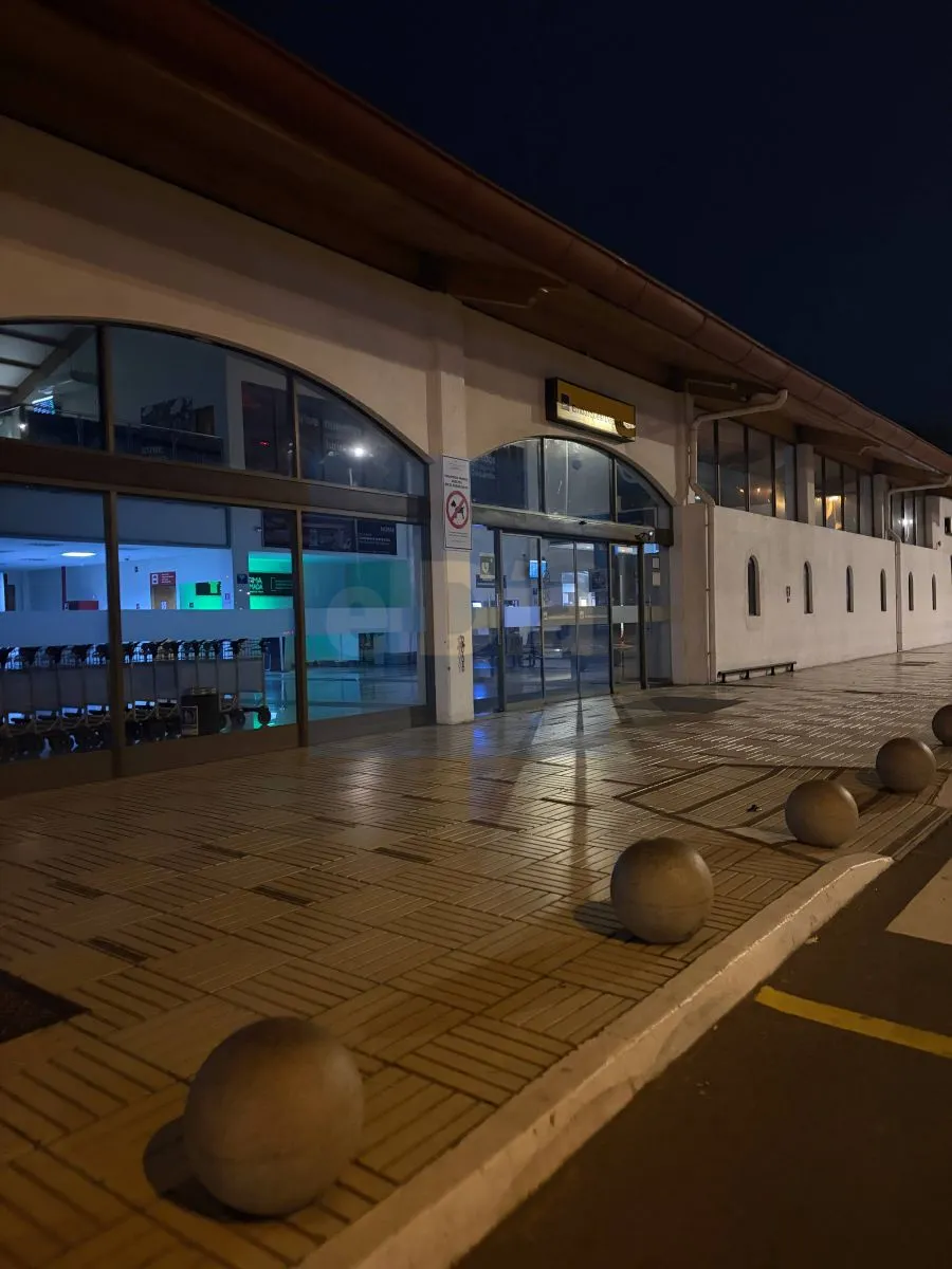 Aeródromo La Florida 24/7: Vacío de noche y sin actividad Aeródromo La Florida 24/7: Vacío de noche y sin actividad