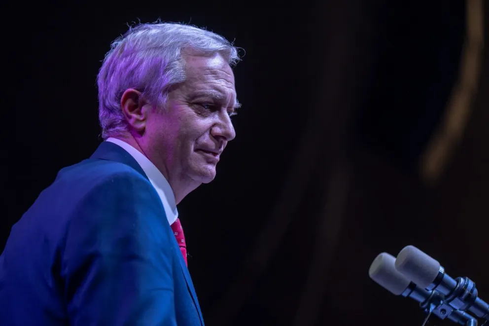 El Presidente José Antonio Kast participó ayer en el encuentro nacional de los alcaldes, quienes pidieron que no haya recortes pero sí, diálogo. (Foto: Cedida)