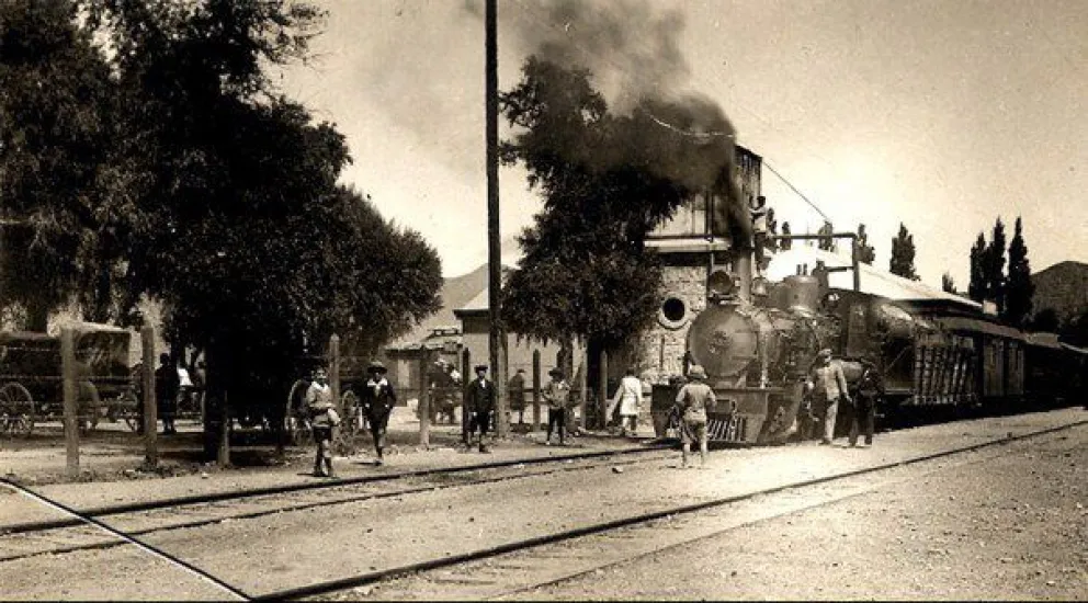 A más de medio siglo de su desaparición, el recuerdo del Tren Elquino sigue despertando nostalgia entre quienes viajaron por el Valle del Elqui hasta Rivadavia.