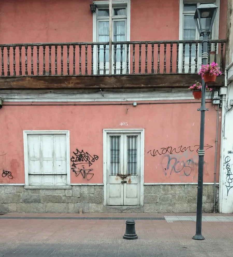 Al no poder continuar atendiendo el negocio por su avanzada edad, las hermanas Contreras debieron cerrar las puertas del local para tristeza de cientos de serenenses. (Foto: El Día)
