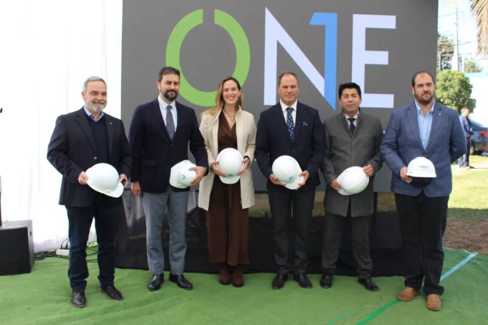 Este jueves, se realizó el relanzamiento del proyecto ONE de Inmobiliaria Terranostra, actividad que incluyó la presencia de autoridades y representantes empresariales. (Foto: El Día)