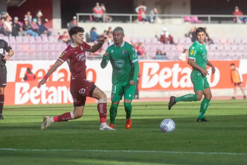 El encuentro será dirigido por el árbitro Miguel Araos y marcará el inicio de una fecha que puede resultar clave para las aspiraciones de ambos clubes en la temporada 2026. (Foto: Cristian Silva)