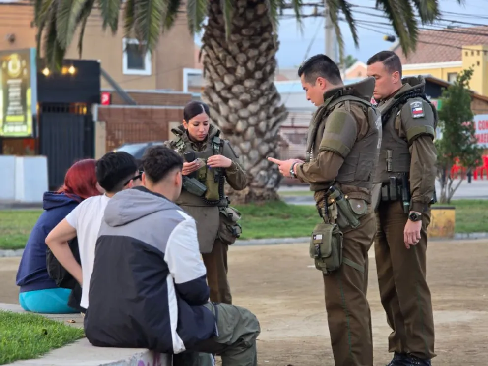 El despliegue involucró a Carabineros y a la Policía de Investigaciones (PDI), operativo en el que se realizaron además, cerca de 1.300 controles y fiscalizaciones en distintos puntos. (Foto: Cedida)